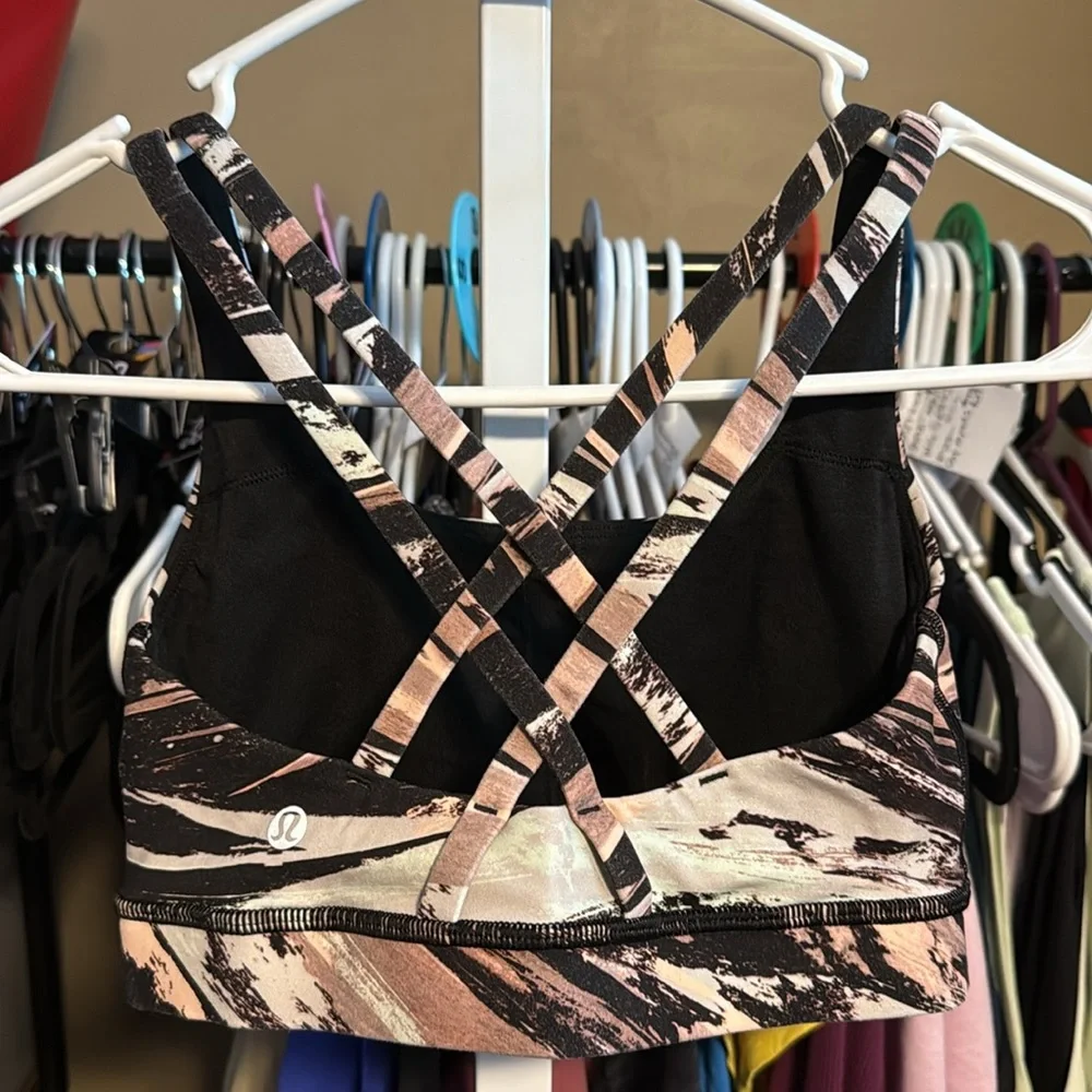 Lululemon Energy Bra Sz 4 B C Colour Splash Multi - Picture 3 of 5